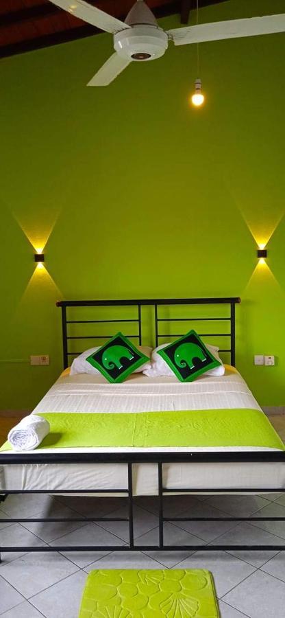 Singithi villa Unawatuna Esterno foto