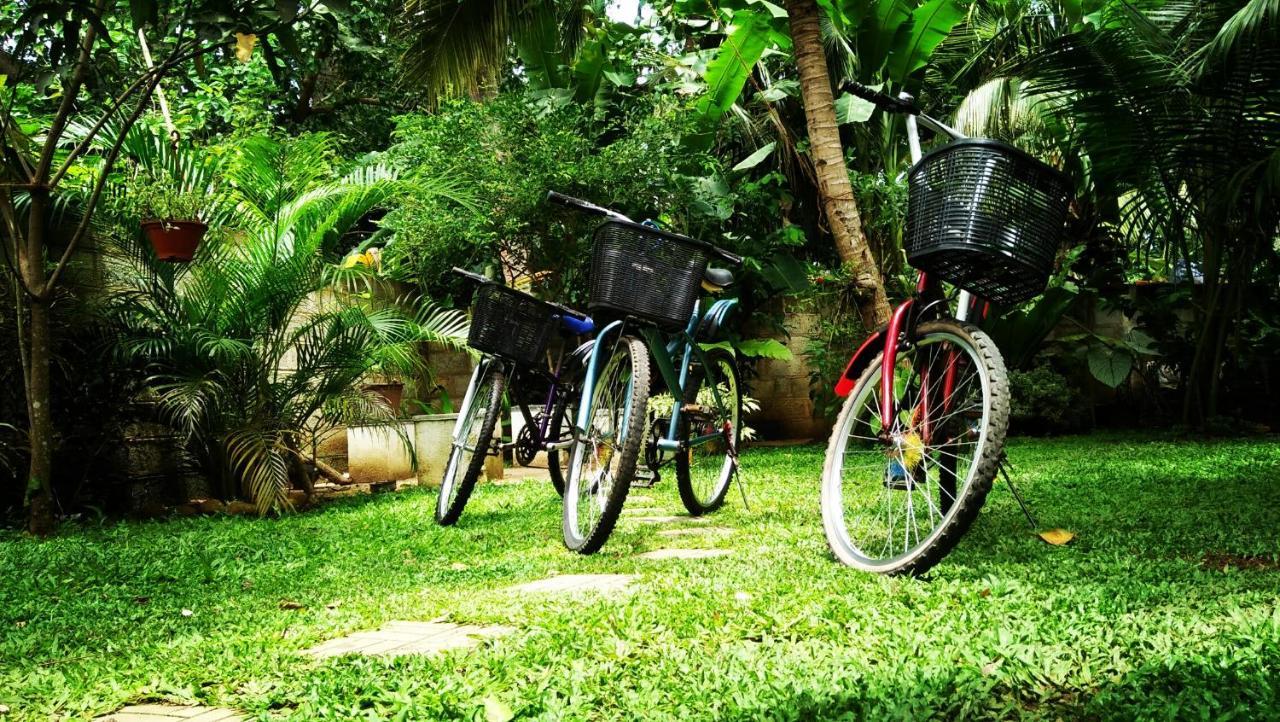 Singithi villa Unawatuna Esterno foto