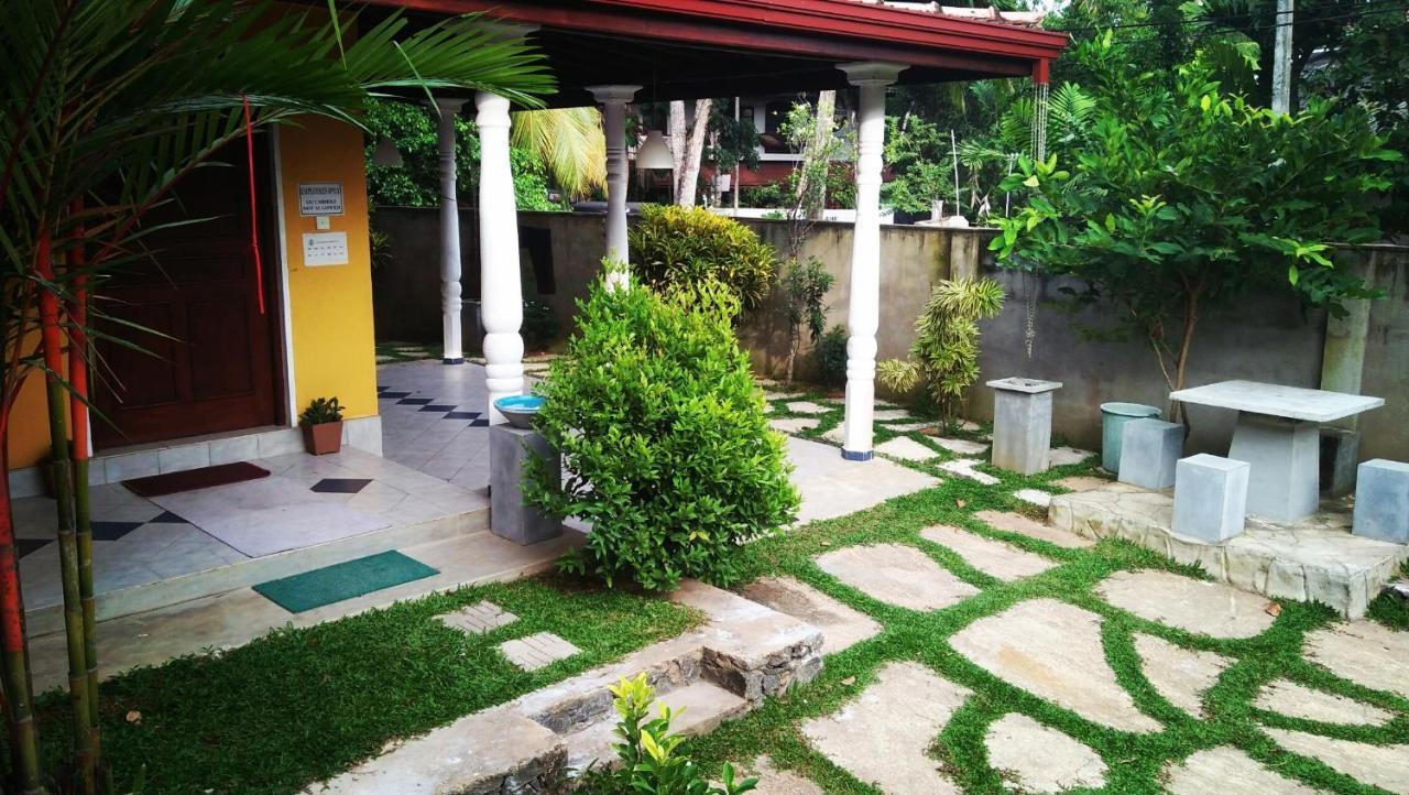 Singithi villa Unawatuna Esterno foto